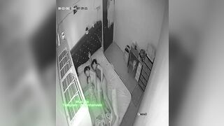 Hack Camera Vợ Đĩ Dâm Đãng Vừa Cho Con Bú Vừa Cho Chồng Địt