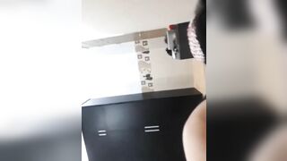 Mẹ kế vú to lồn múp bị con chồng gạ đi địt nhau