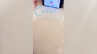cho em *** xem hentai rồi húp luôn