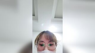 4 chị em gái đeo cặc địt lồn cho nhau