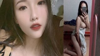 Địt em Vân Anh lồn múp nhiều nước dâm đãng mỗi khi đi chơi