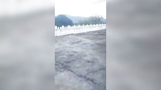 2 đứa nhớ nhầm lịch học td đến sân chả có ma nào tranh thủ rủ con bạn địt public