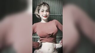 Idol TikTok body siêu mượt