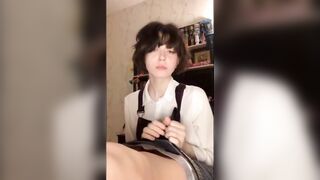 Em gái loli mình dây bú cặc dâm đãng