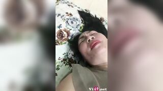 Read 100%, Nhét cả bàn tay vào Lồn Bác Họ Chán chồng Vú to