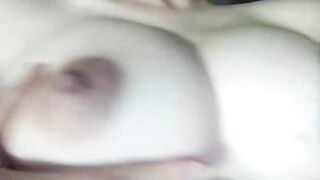 Ngày nào cũng đc chị hàng xóm vú to da trắng gửi video xoa vú xem thẩm du sướng tê ng