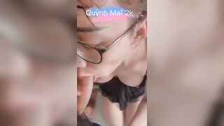 E Quỳnh Mai 2k bú cu người lạ nuốt trọn tinh trùng không còn 1 giọt