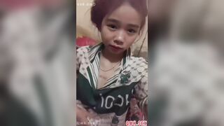 Em teen vú bự show hàng
