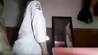 Dắt ny về nhà để đụ nhau trong phòng ngủ
