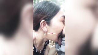 Đưa mẹ vợ lên rừng cây gạ địt bú mút con cặc kích thích dâm đãng