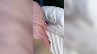 Con bạn Cuồng Dâm, Đeo Bao Ca Su đi Nhanh còn djt nhau nứng lắm rồi