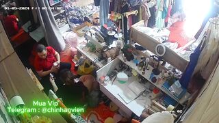 Hack Camera Mút Lồn Rồi Chịch Máy Bay Dâm Tại Cửa Hàng Quần Áo