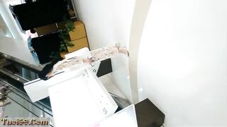 Quay lén dưới váy P6