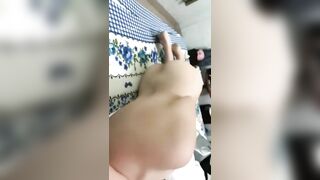 Em gái khoe body sexy thủ dâm bắn nước đã quá