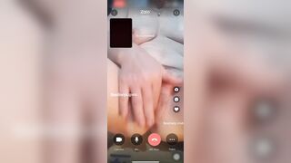 Bị cấm dạy thêm, cô giáo về show lồn kiếm thêm