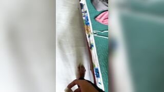 Lén vào phòng ngủ cô giáo sục cặc