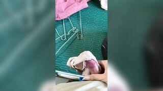 Lén vào phòng ngủ cô giáo sục cặc