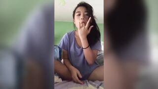 Full video móc lồn của em gái 2k3