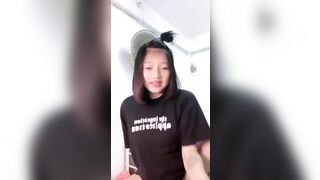 Tổng hợp video của em gái 2k6