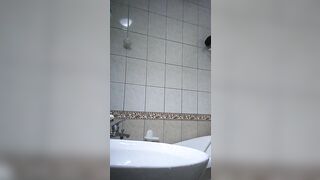 Quay Lén Gái ĐI Tắm P2