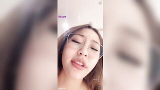 Lại 1 siêu phẩm từ Ngọc Hân 2k1 em thủ dâm cuồn nhiệt thủ dâm có tâm nhìn rất nứng