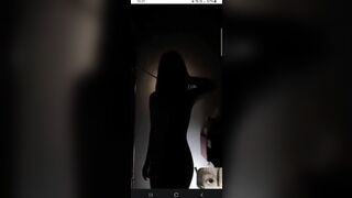Trend tắt đèn của em gái