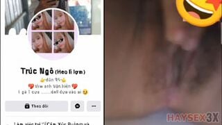 Clip Hot Trúc Ngô 2ka10 Thủ Dâm Bằng Bút Bi