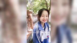 Học sinh giờ ngon ngọt nước thế