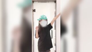 Em học sinh đú trend