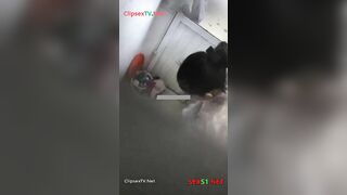 Gái mới lớn vú còn nhỏ