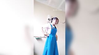 Tắm quên tắt đt