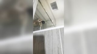 Quay lén hồi hộp kích thích