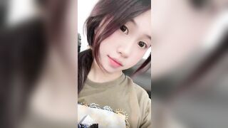 Phang con hàng k7 vú đẹp trong khách sạn