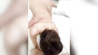 Bướm non vú hồng hào em ngon thế này mà gặp anh chim ngắn một mẩu