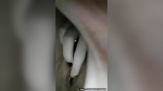 Em chỉ gửi cho anh xem thôi nhé và anh gửi cho bạn bè anh xem