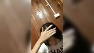 Em teen lồn non không lông tập thủ dập lên đỉnh ra nước trắng xóa