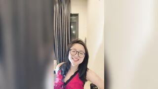 Cô giáo thư