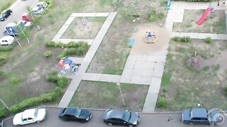 Quay lén đôi vô gia cư đụ tại công viên