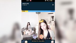 gái xinh trả kèo bigo live cạ gối sáng mắt