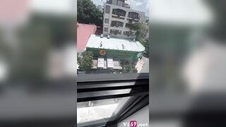 Em gái mông to vừa chơi vừa muốn ngắm phố