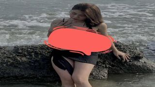 Em nhân viên chạy Grap lộ clip sex