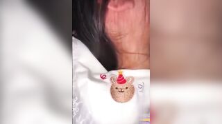 Em học sinh mới lớn hành ngon đã đi địt nhau với trai dâm đãng