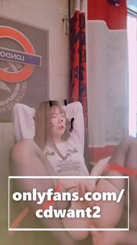 CD (nữ sinh) nổi tiếng Hàn Quốc wooseure