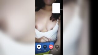 Sex Thuỳ Giao Tối Tối Móc Bướm Online Cho Bạn Trai Xem