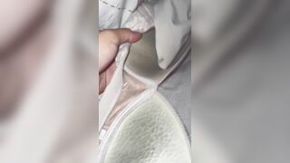 mò quần lót của các em gái dễ thương