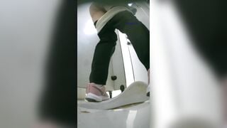 NÓI VỀ QUAY LÉN TOILET TỤI TÀU KHỰA SỐ 1