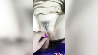 Chim anh to dài vậy mà còn nhét cả trứng rung vô bướm