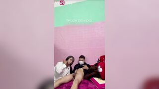 Thương đen và em trai mới lớn mút bắn đầy bụng
