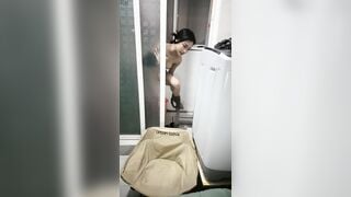Loạn luân a trai và e họ livetream địt nhau kiếm tiền bắn tinh đầy mông e gái