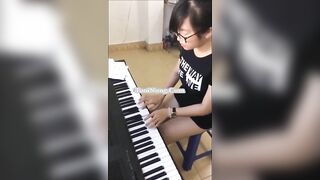Sinh viên sống thử chịch thiệt. 2